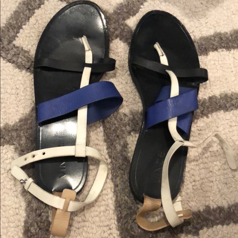 Vince sandals